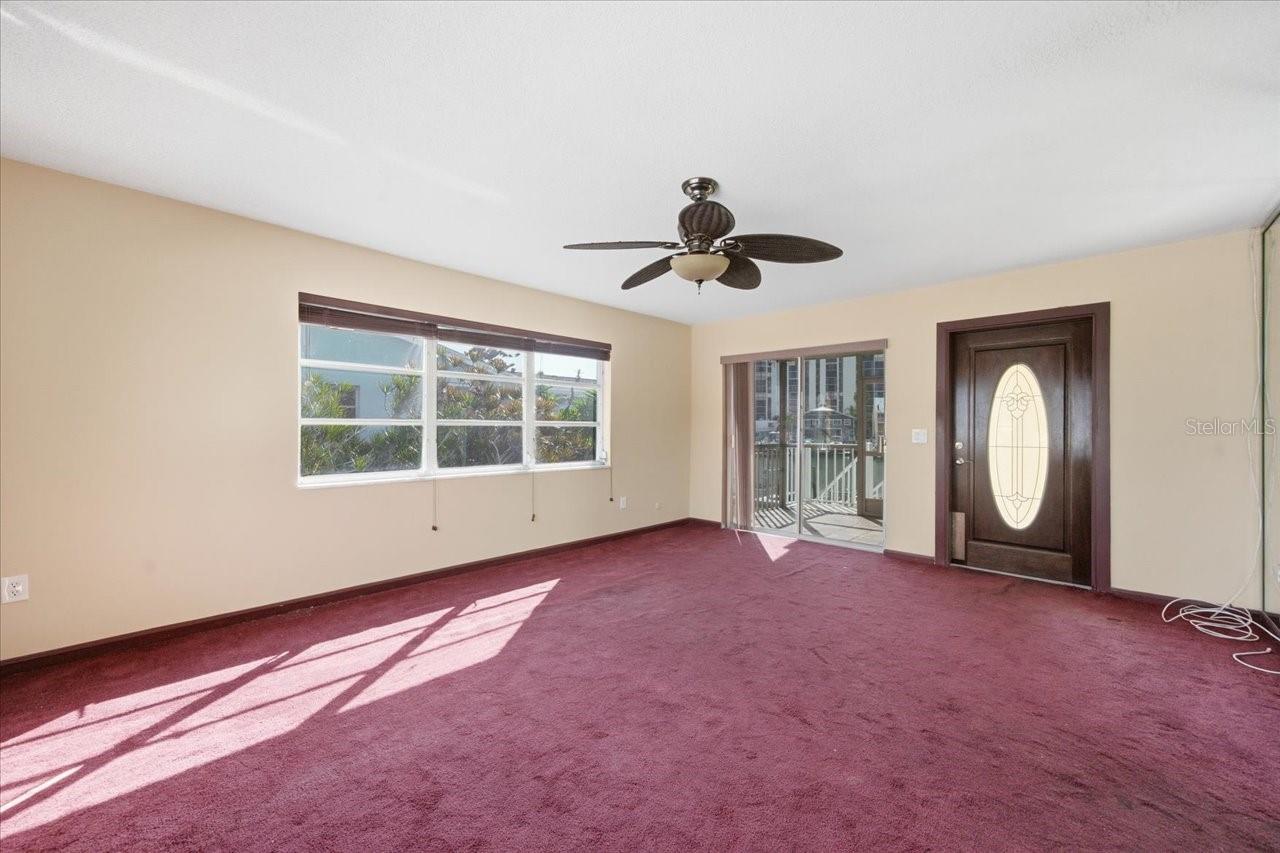 Image 11 of 55 For 231 Skiff Point 7