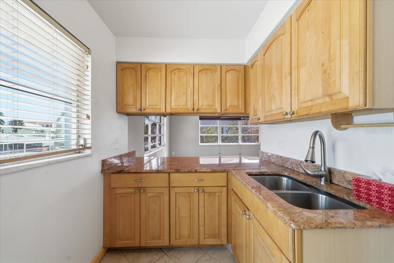 Image 18 of 55 For 231 Skiff Point 7