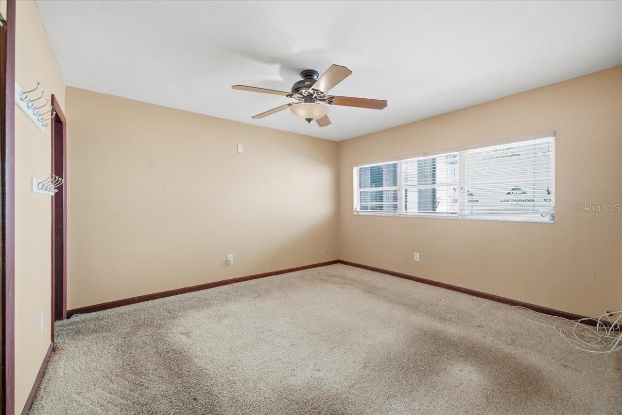 Image 20 of 55 For 231 Skiff Point 7