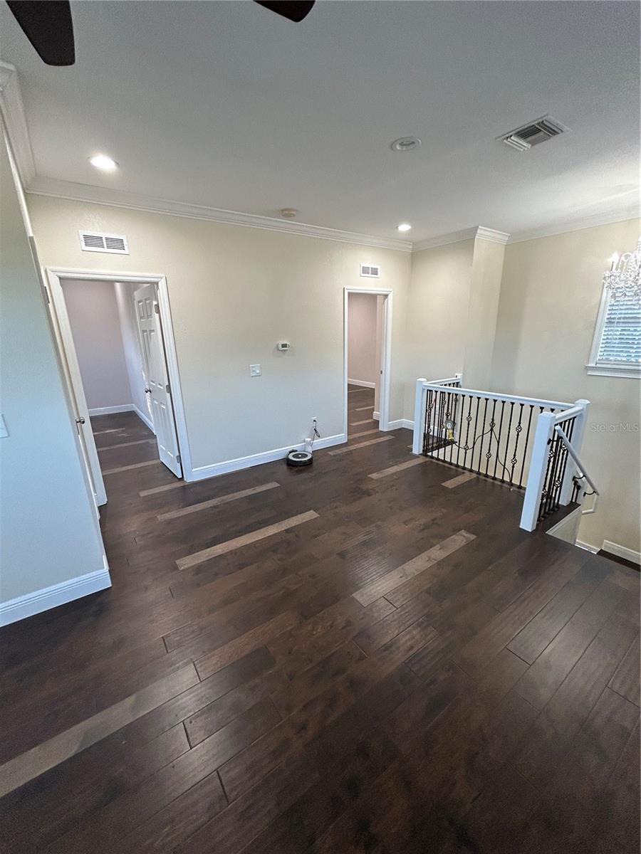 Image 32 of 44 For 8006 Rome Avenue