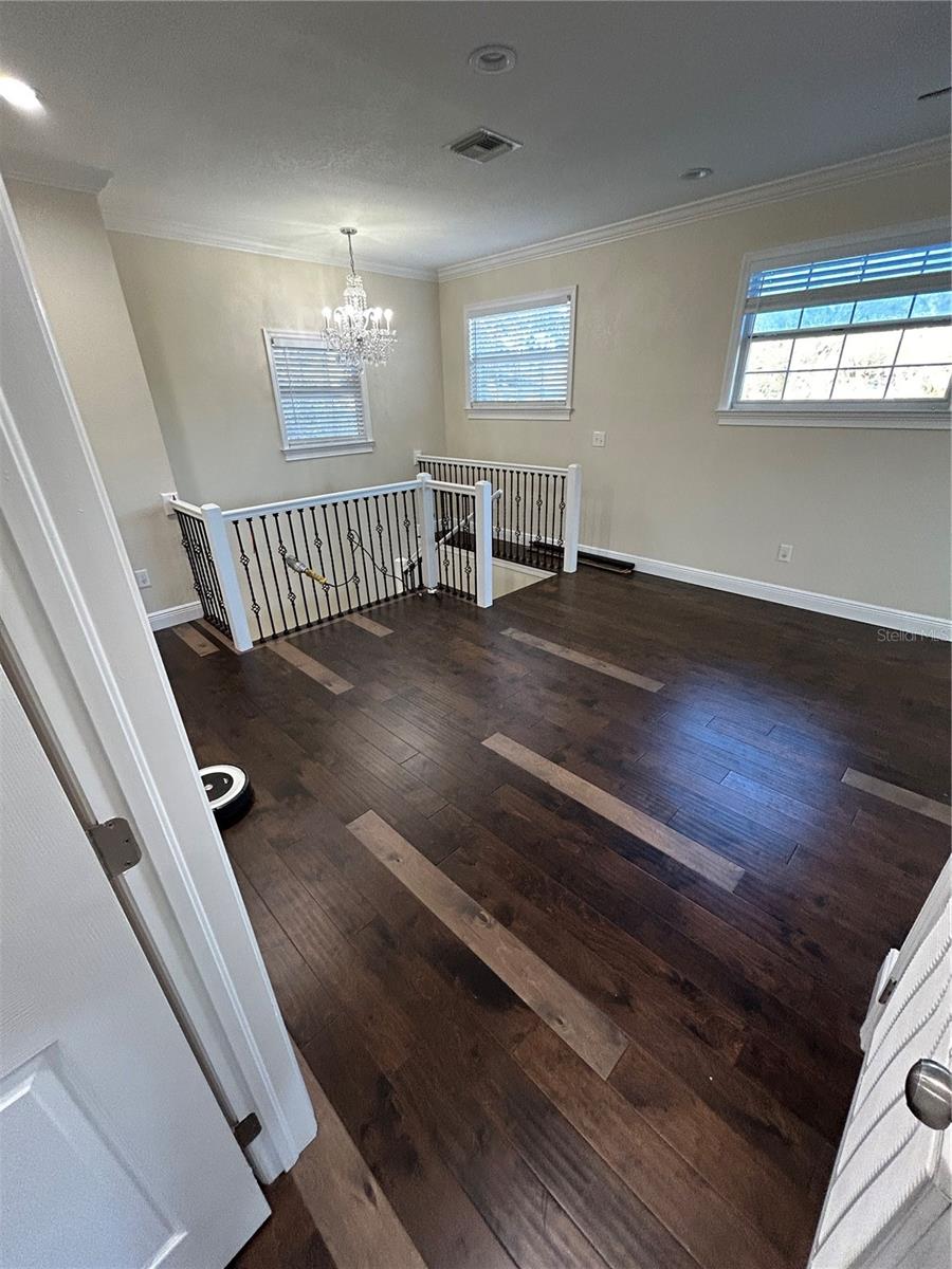 Image 34 of 44 For 8006 Rome Avenue