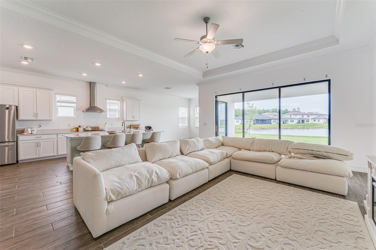 Image 10 of 50 For 21378 Snowy Orchid Terrace