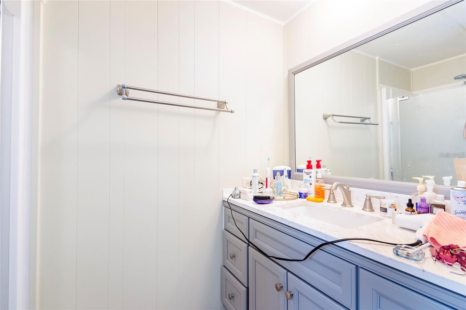 Listing photo id 10 for 7154 El Meyers Street