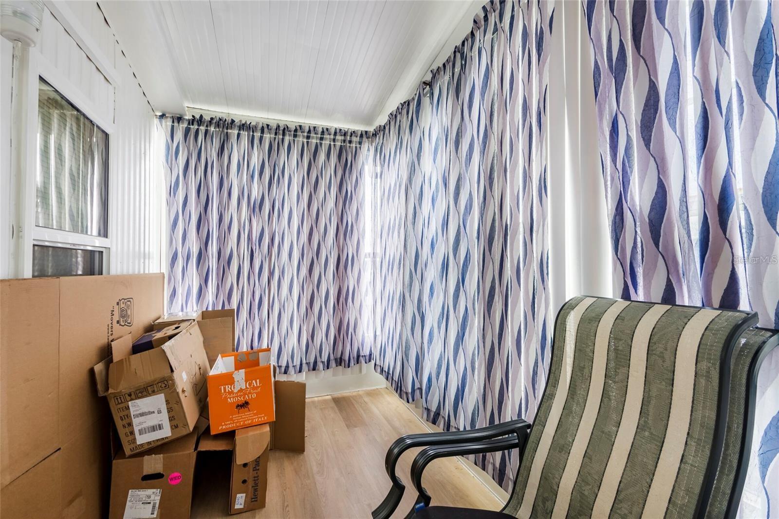 Listing photo id 6 for 7154 El Meyers Street