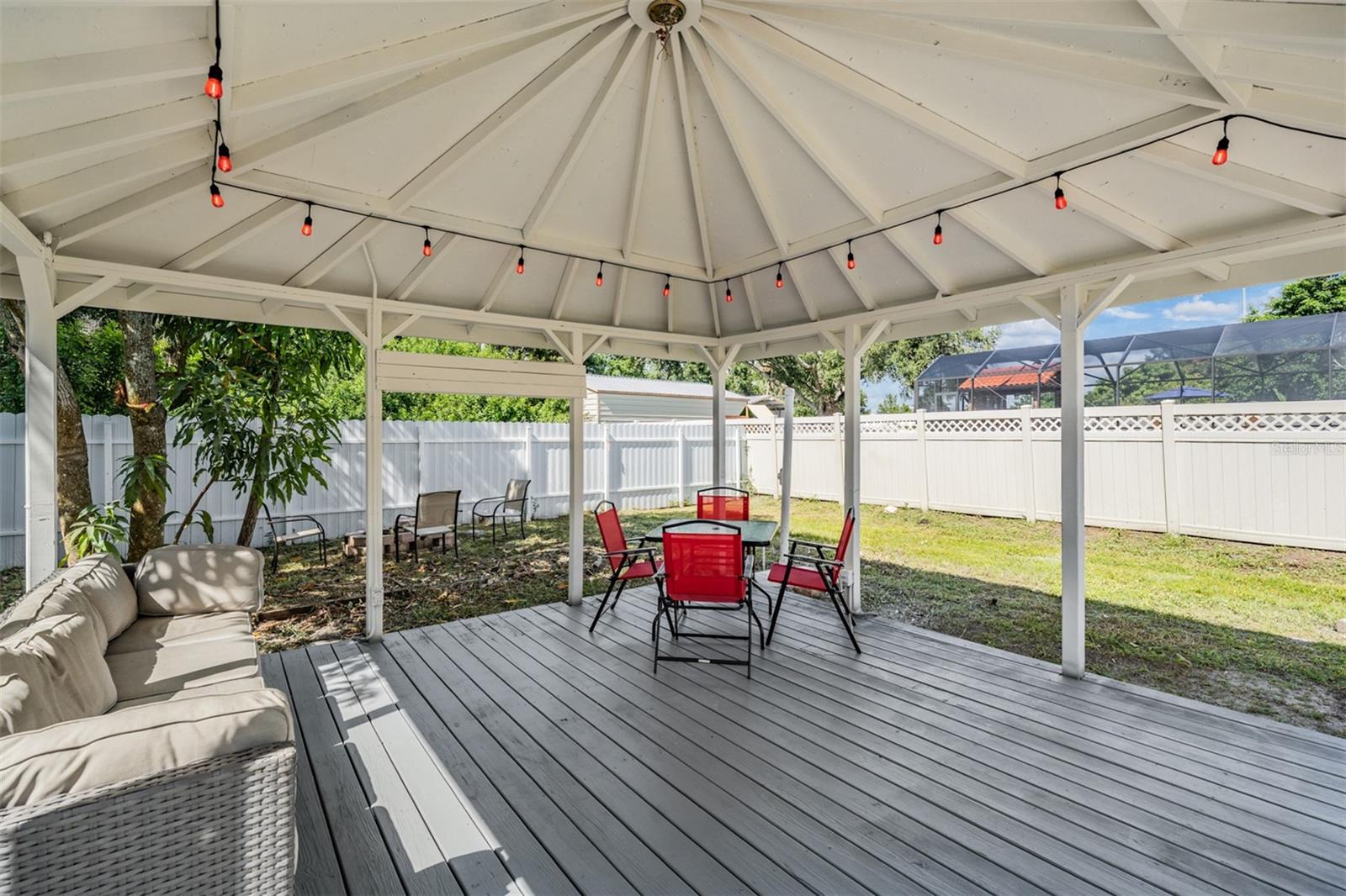 Image 13 of 40 For 8905 Hamilton Avenue