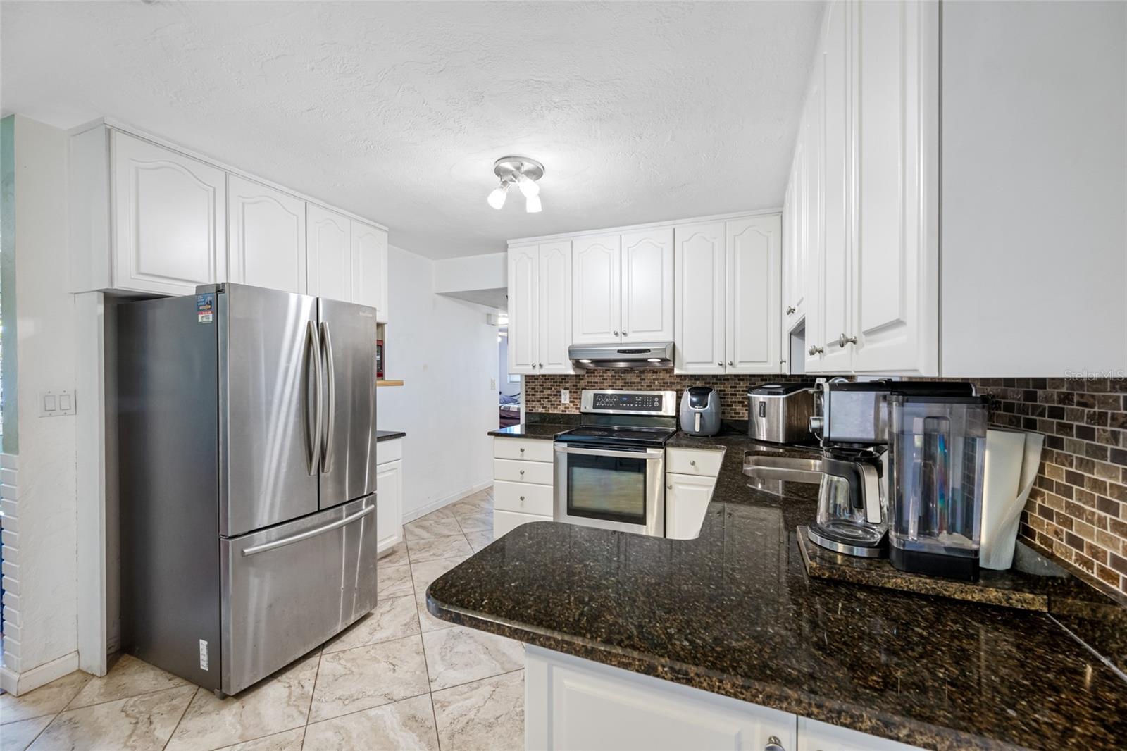 Image 15 of 36 For 1900 60th Way N