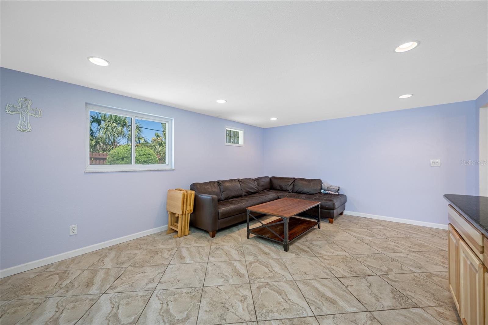 Image 21 of 36 For 1900 60th Way N