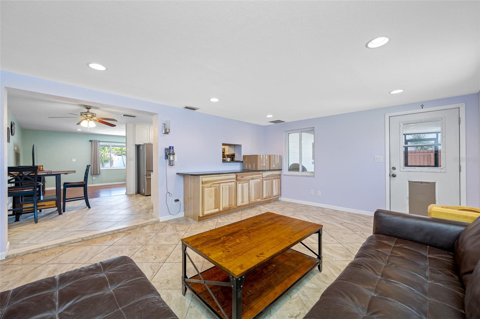 Image 23 of 36 For 1900 60th Way N