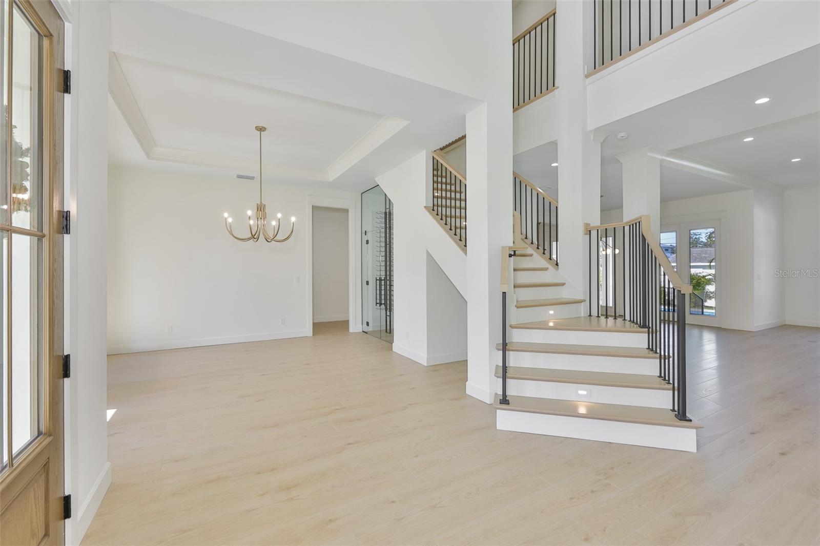 Image 16 of 100 For 4123 Corona Street