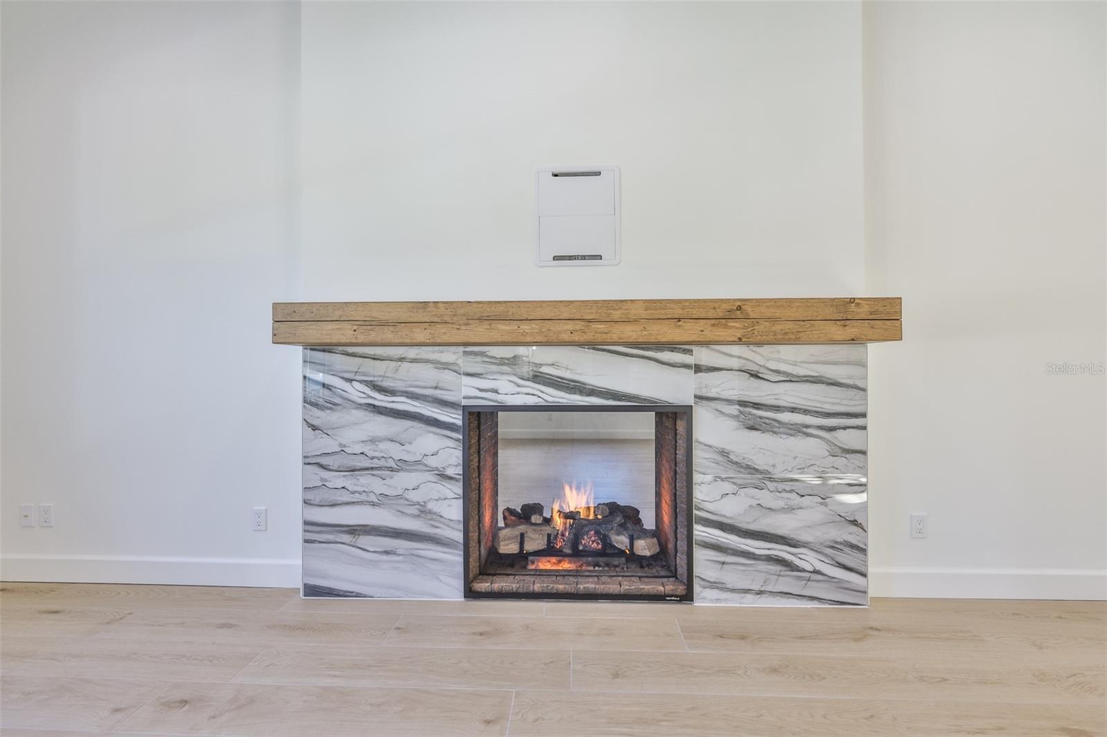 Image 34 of 100 For 4123 Corona Street