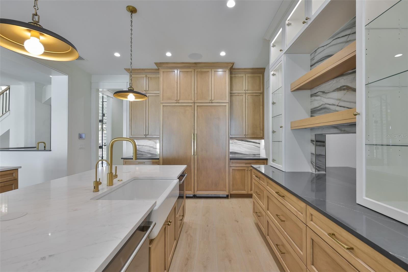 Image 42 of 100 For 4123 Corona Street