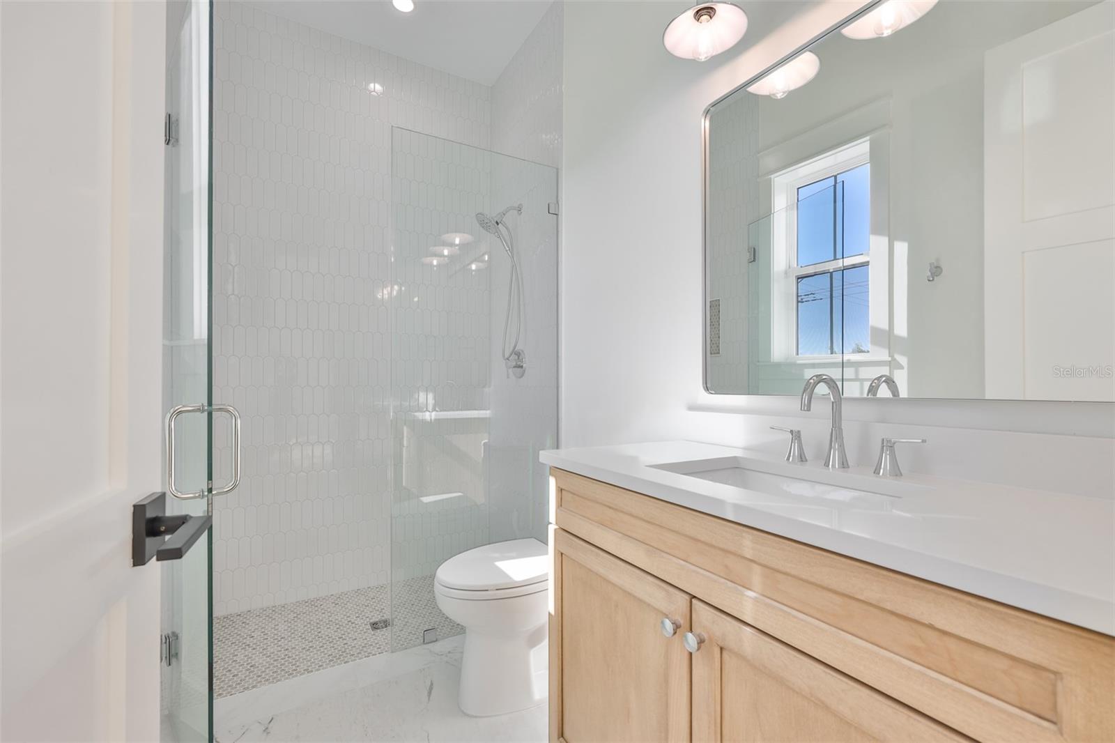 Image 57 of 100 For 4123 Corona Street