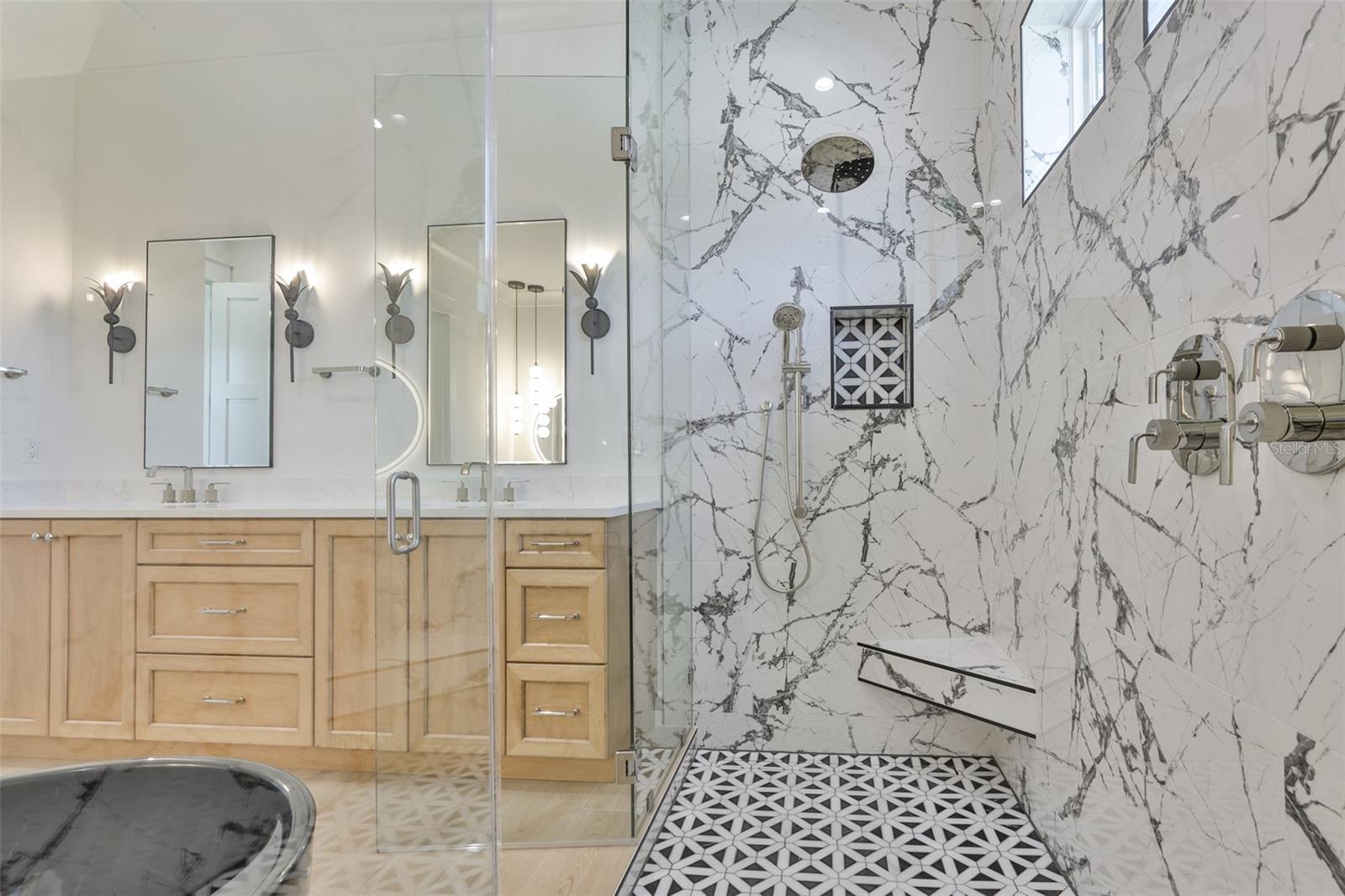 Image 84 of 100 For 4123 Corona Street