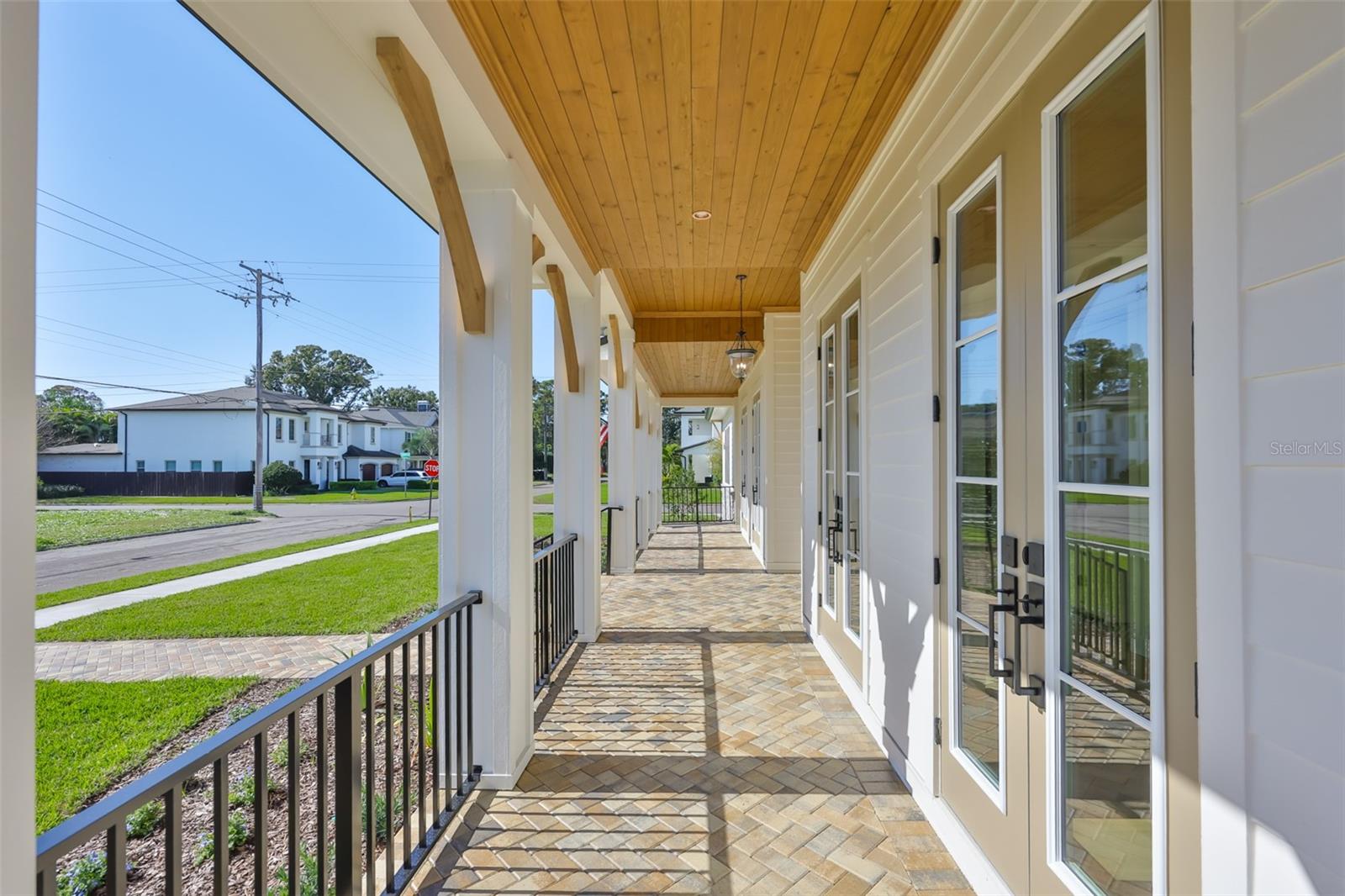 Image 9 of 100 For 4123 Corona Street