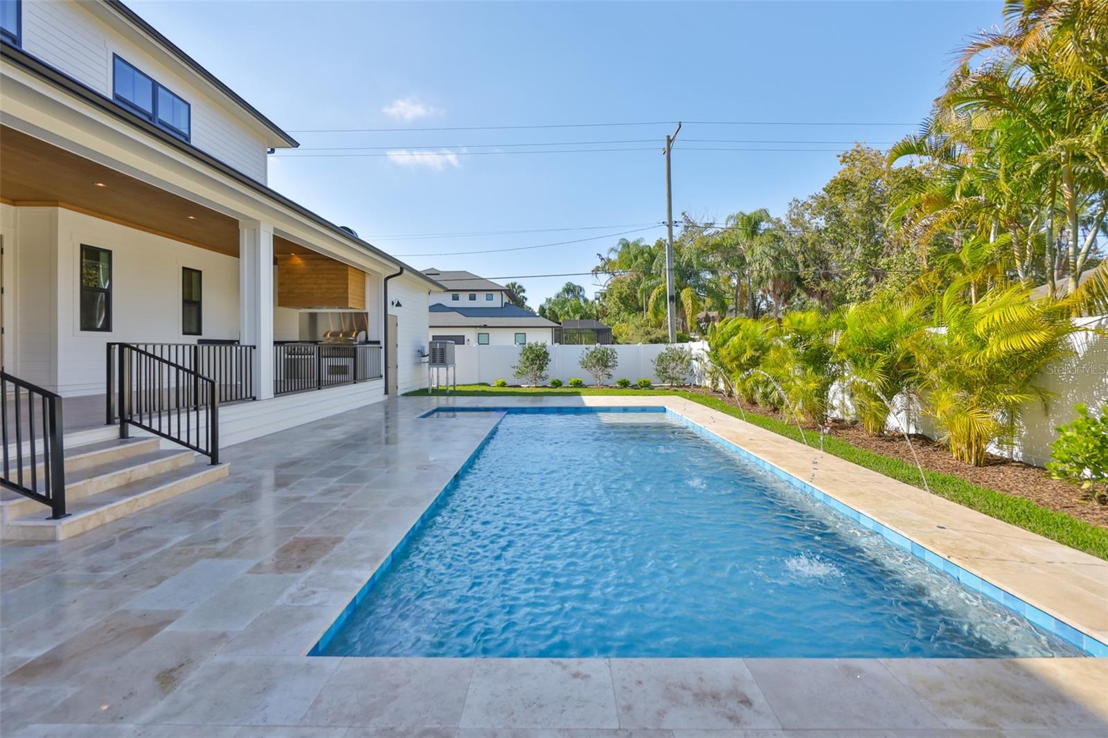 Image 91 of 100 For 4123 Corona Street