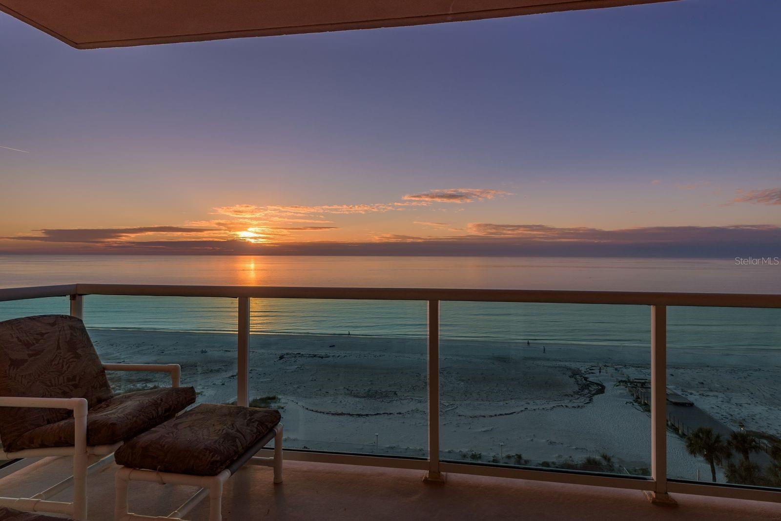 Image 26 of 26 For 880 Mandalay Avenue C809