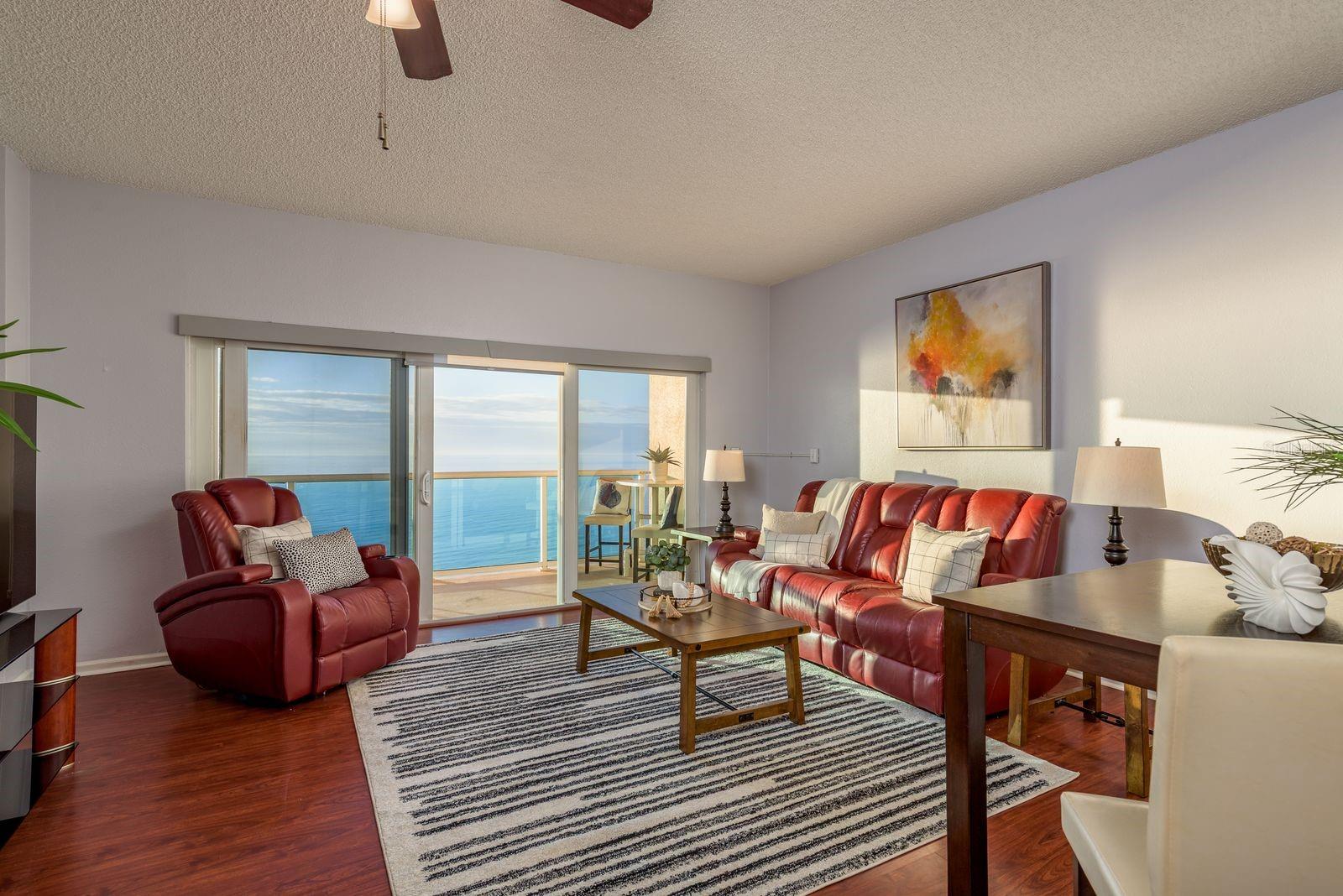 Image 8 of 26 For 880 Mandalay Avenue C809