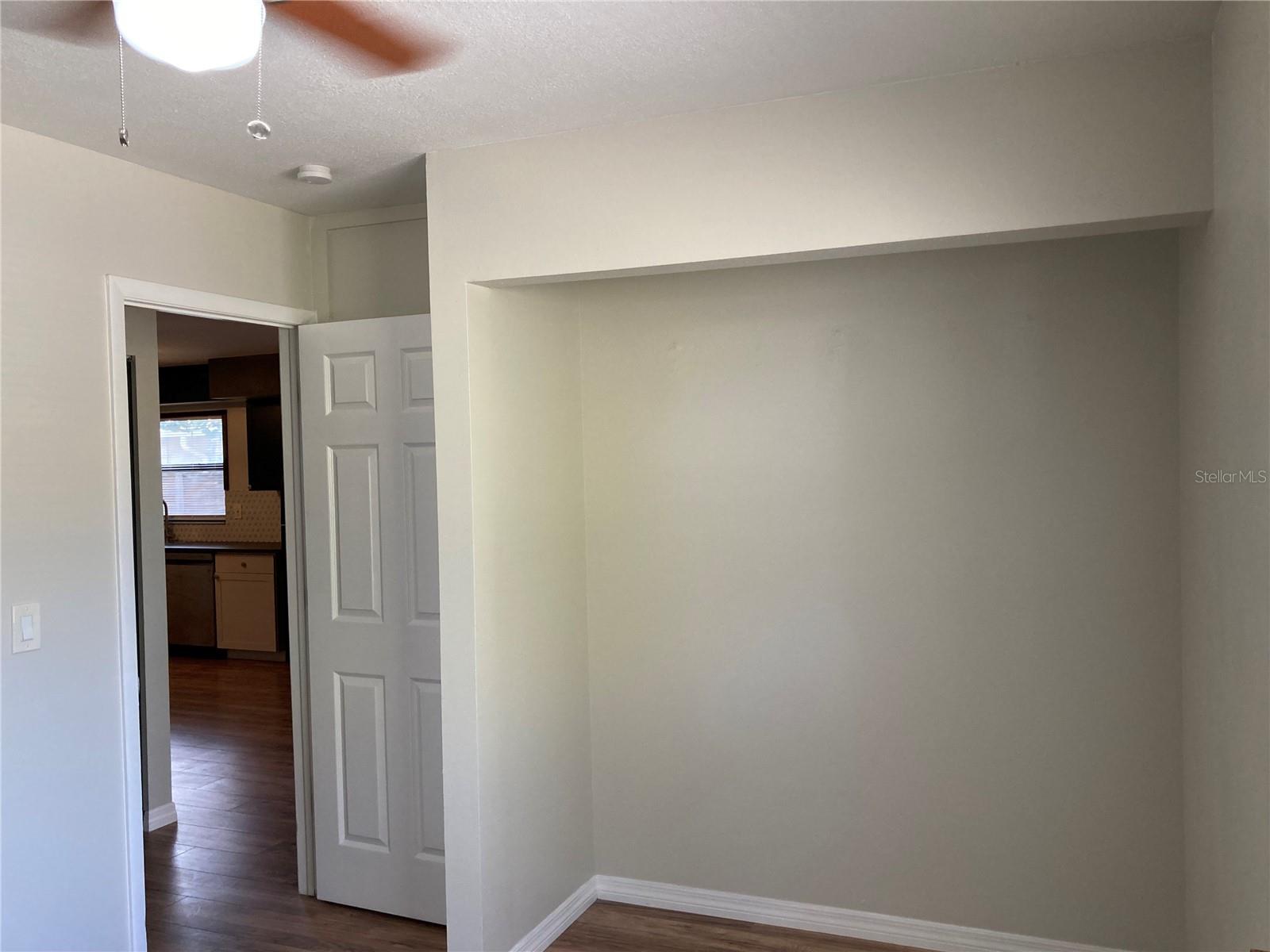 Image 12 of 25 For 2028 29th Avenue N