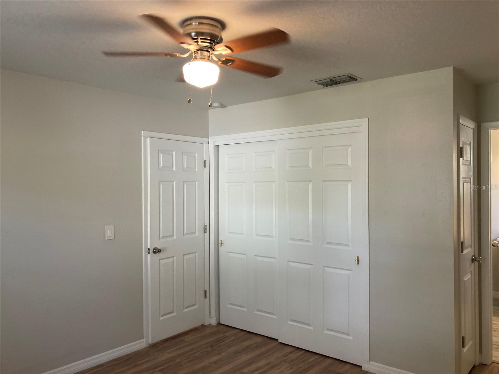 Image 16 of 25 For 2028 29th Avenue N