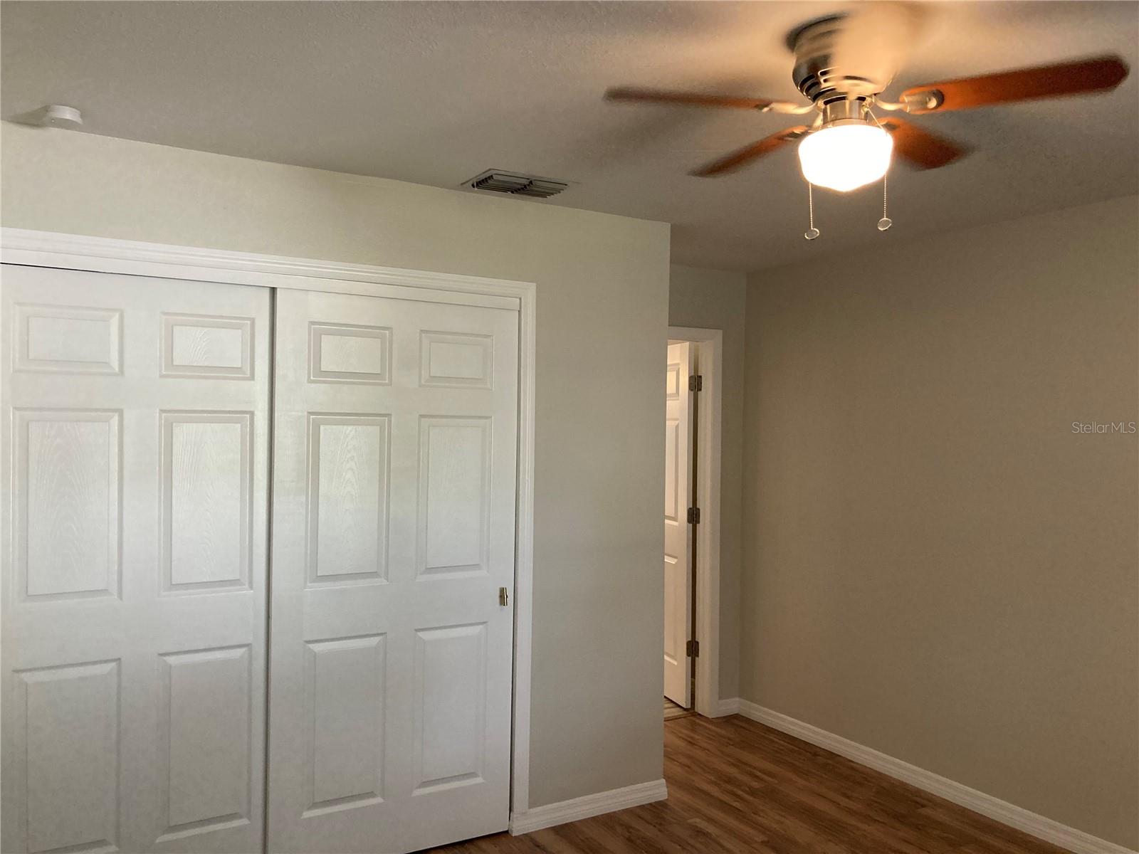 Image 17 of 25 For 2028 29th Avenue N