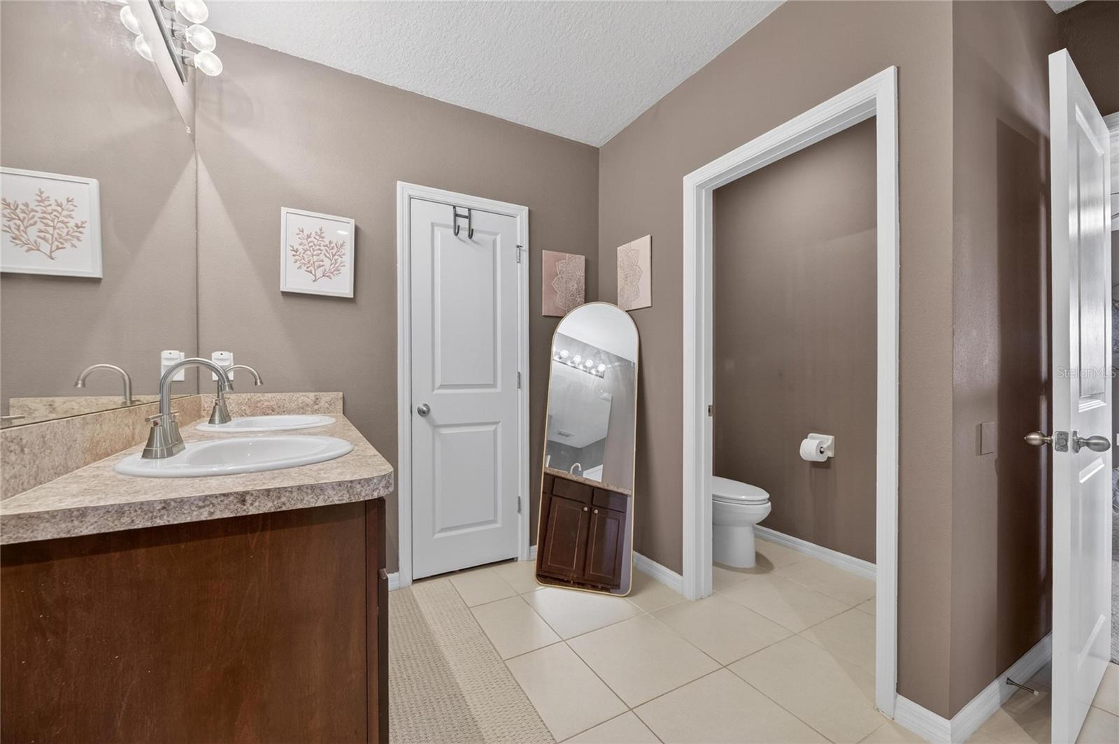 Image 44 of 71 For 10230 Geese Trail Circle