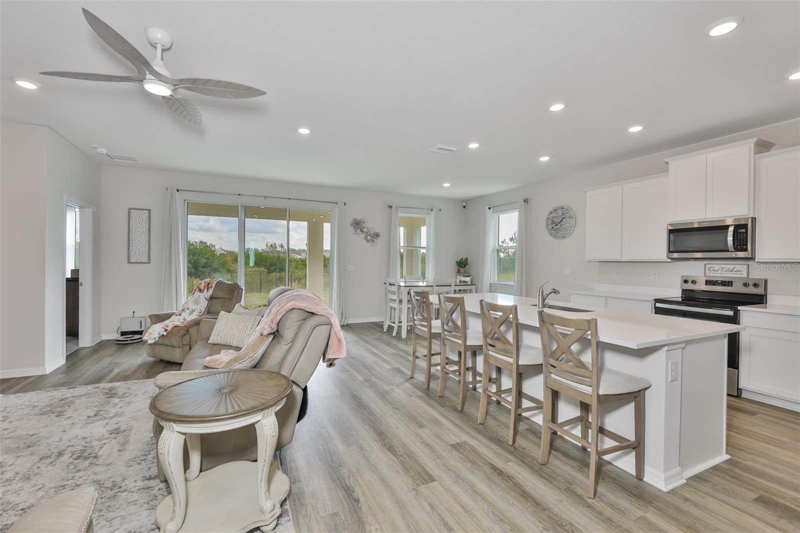 Image 2 of 47 For 5640 Silver Moonlight Drive