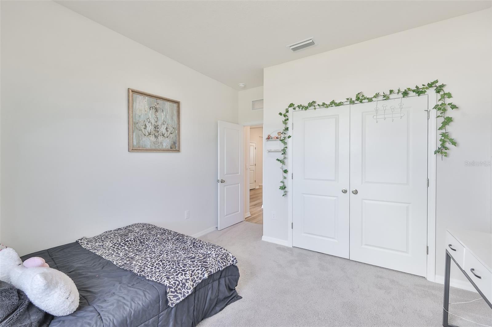 Image 25 of 47 For 5640 Silver Moonlight Drive