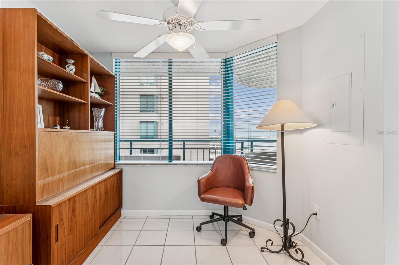 Image 13 of 54 For 1520 Gulf Boulevard 1707