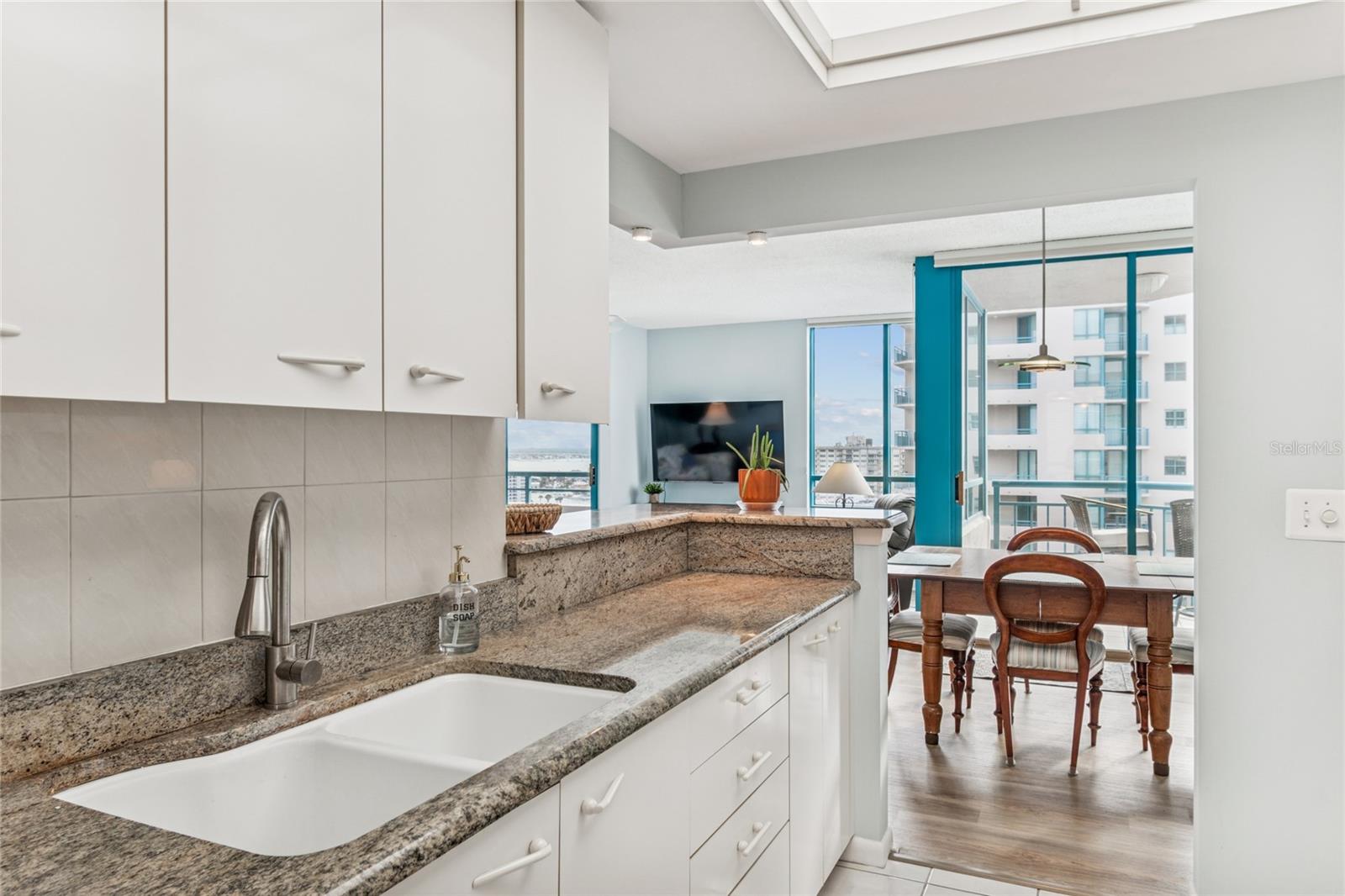 Image 16 of 54 For 1520 Gulf Boulevard 1707