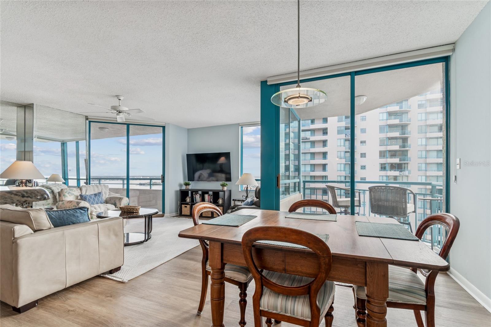 Image 22 of 54 For 1520 Gulf Boulevard 1707