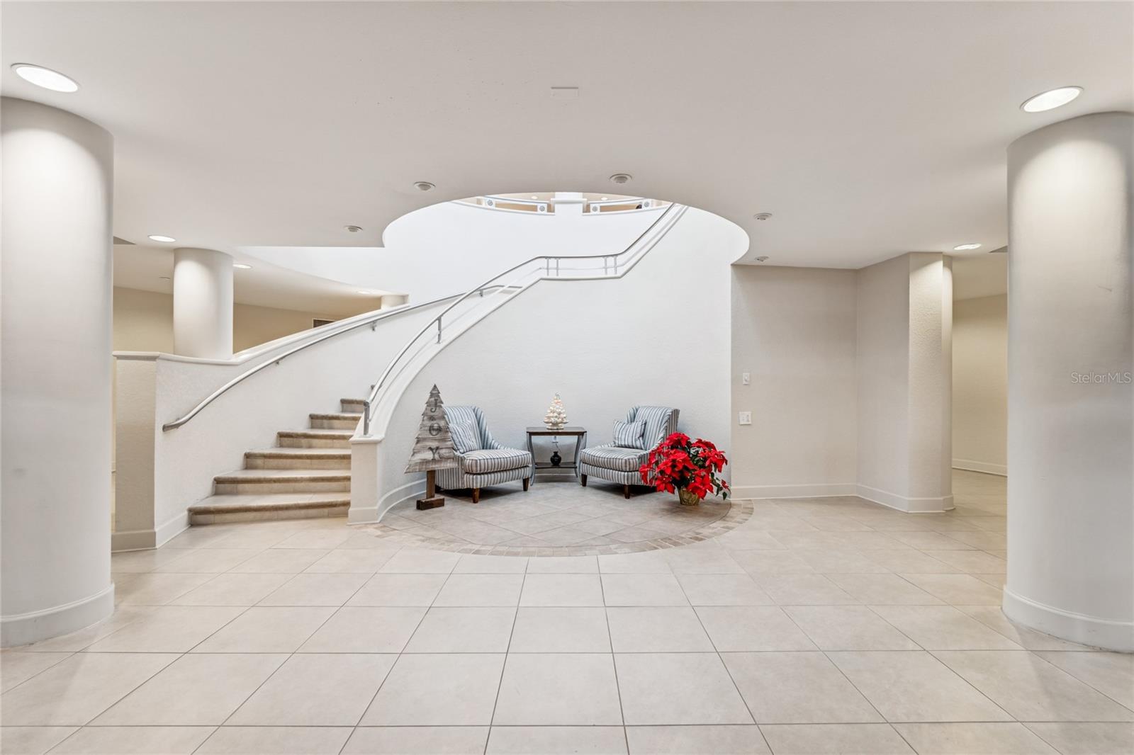 Image 52 of 54 For 1520 Gulf Boulevard 1707