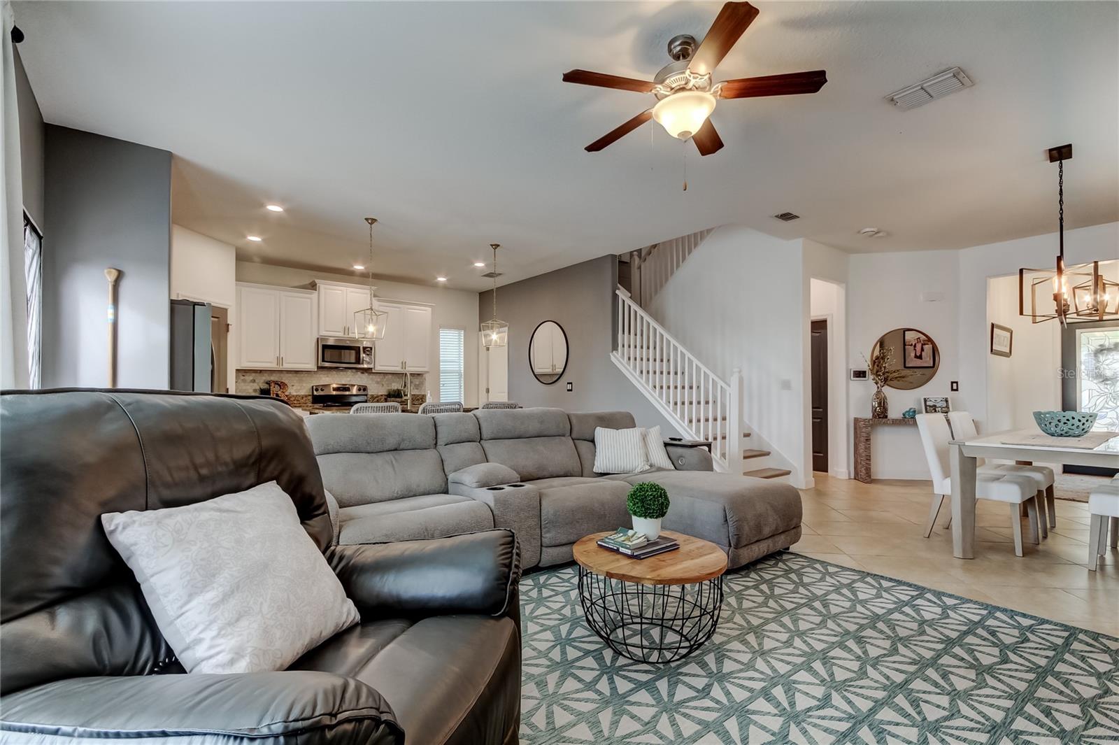 Image 18 of 77 For 10141 Newminster Loop