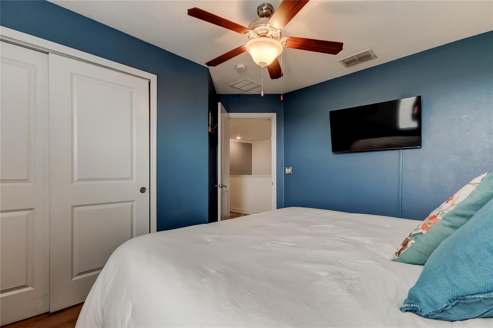 Image 37 of 77 For 10141 Newminster Loop