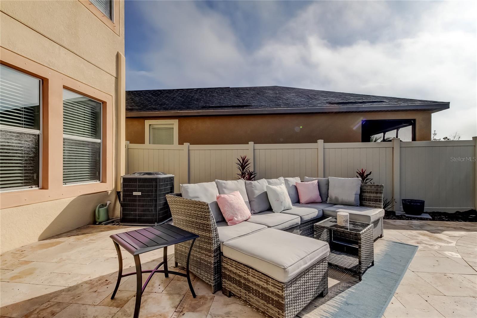 Image 63 of 77 For 10141 Newminster Loop