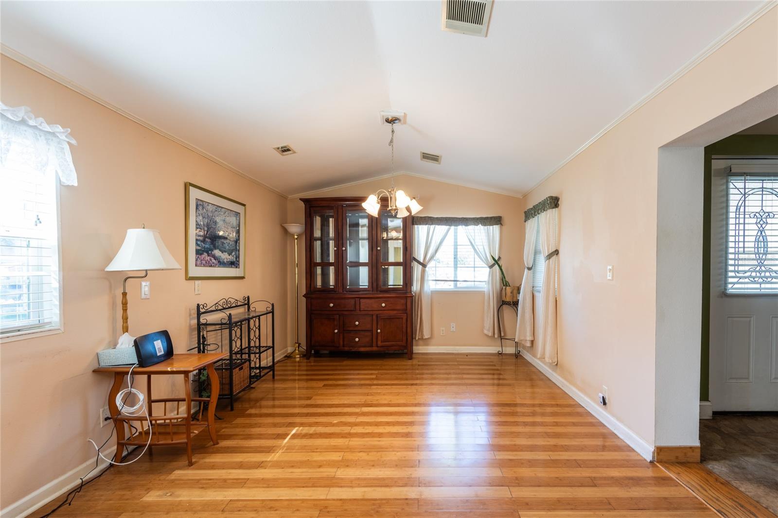 Image 25 of 41 For 21247 San Pablo Drive