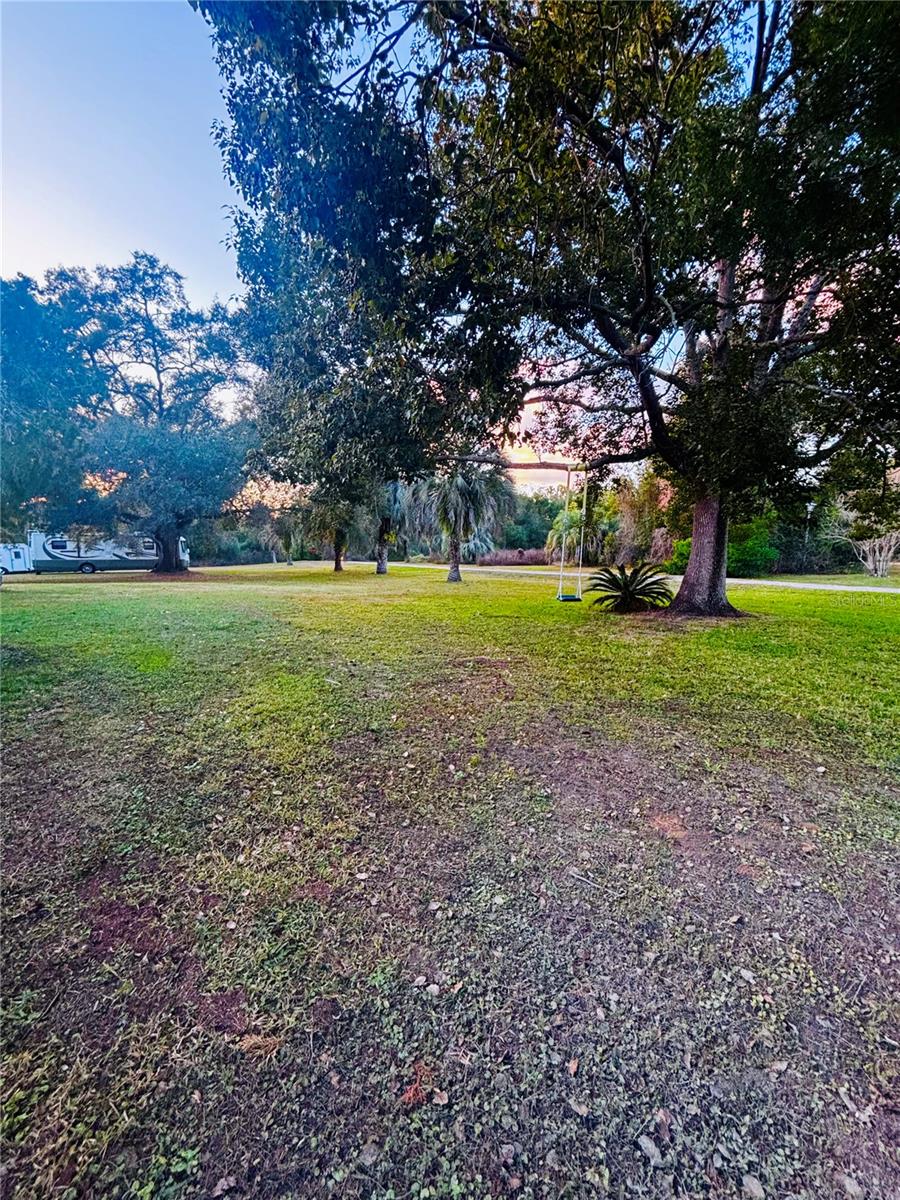 Image 43 of 56 For 37252 Hilltop Drive