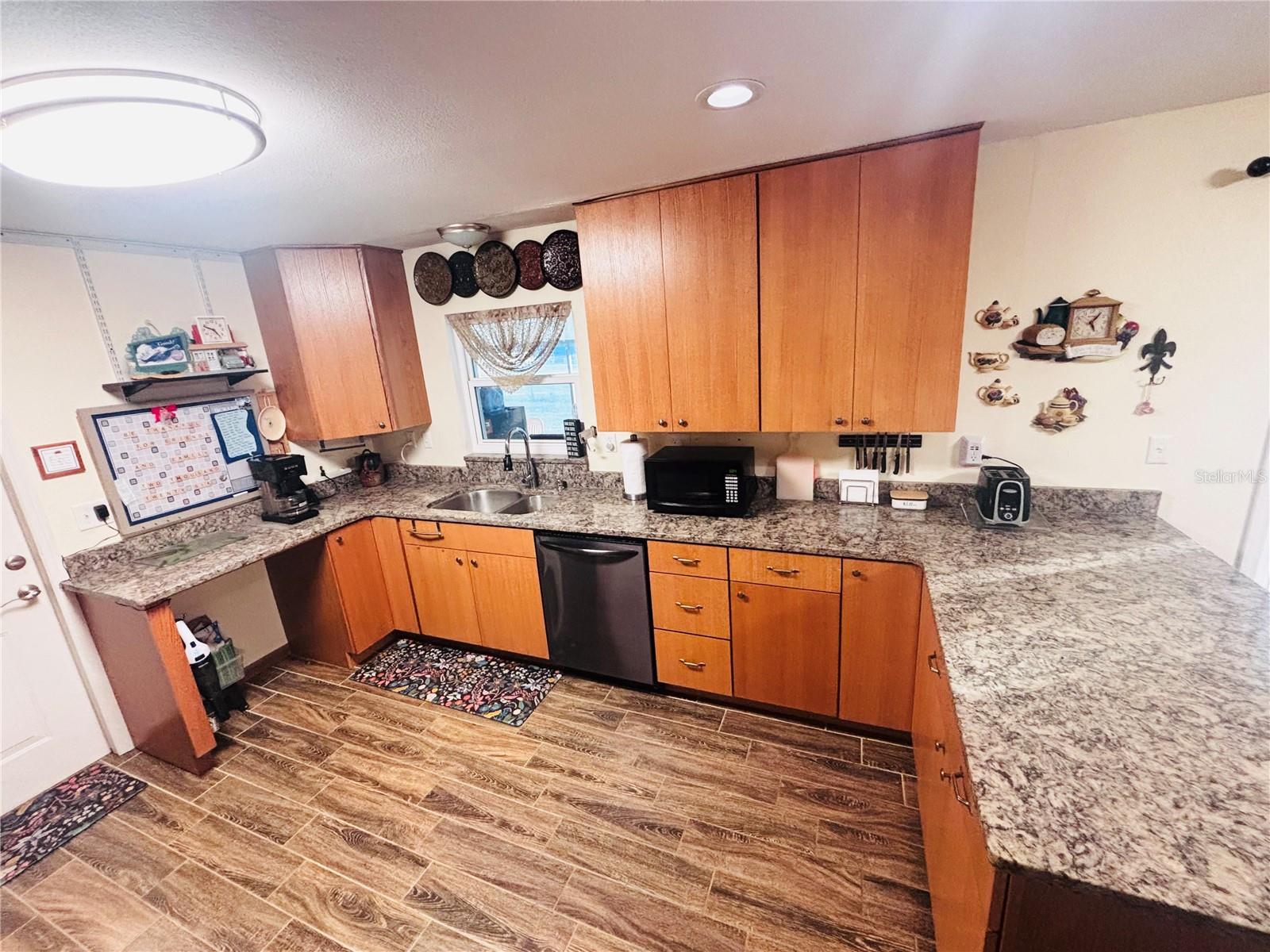 Image 8 of 56 For 37252 Hilltop Drive