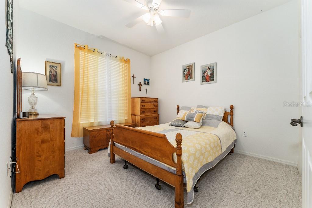 Image 30 of 36 For 19115 98th Loop