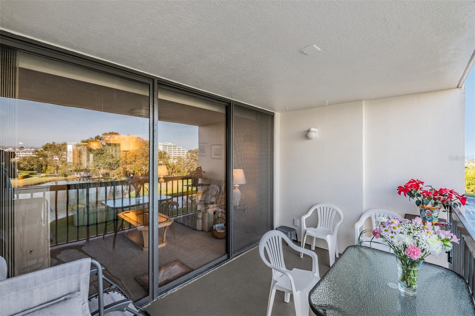 Image 17 of 47 For 11590 Shipwatch Drive 347