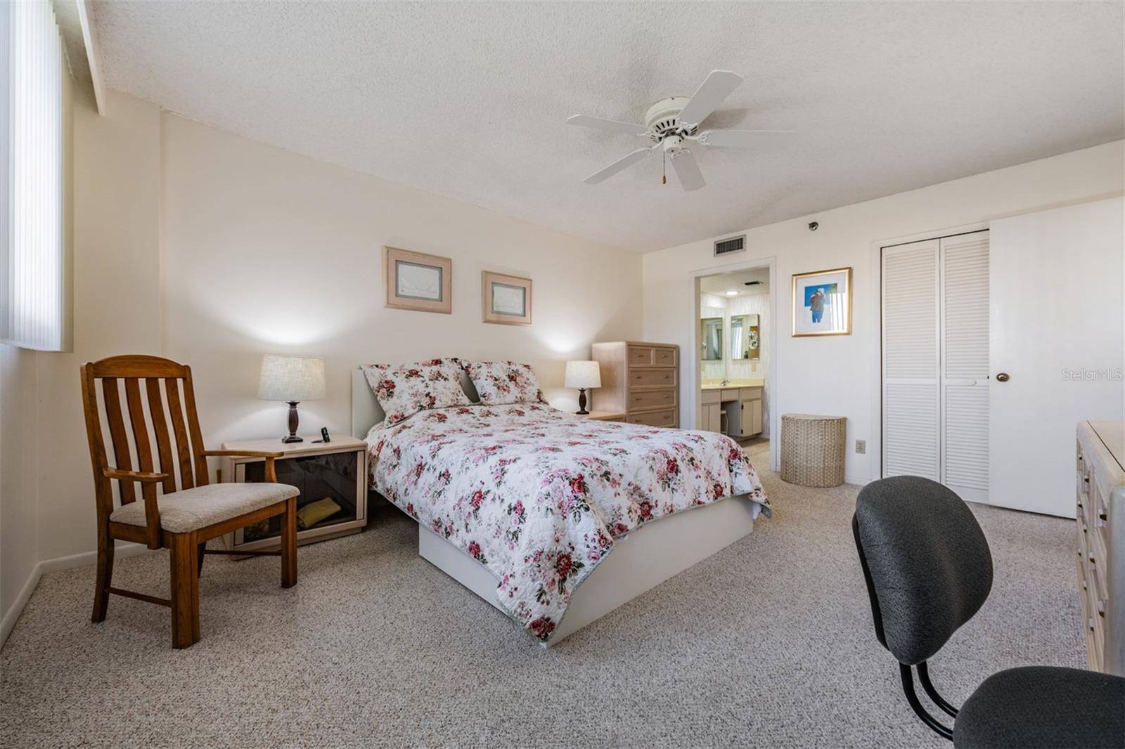 Image 22 of 47 For 11590 Shipwatch Drive 347