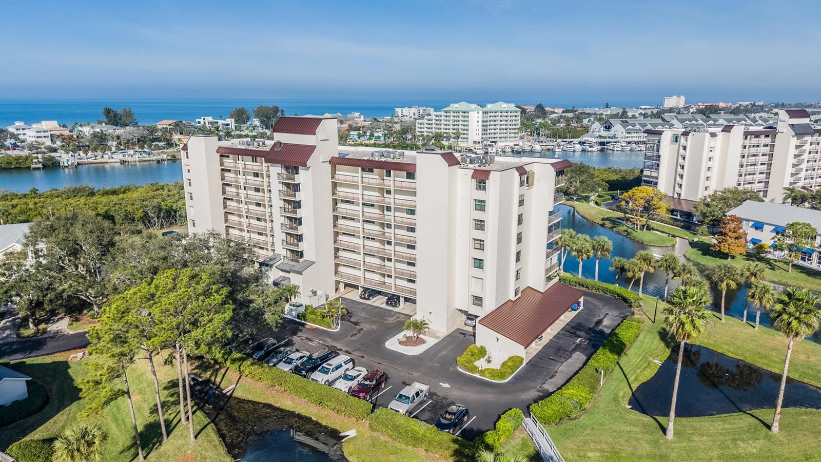 Image 27 of 47 For 11590 Shipwatch Drive 347