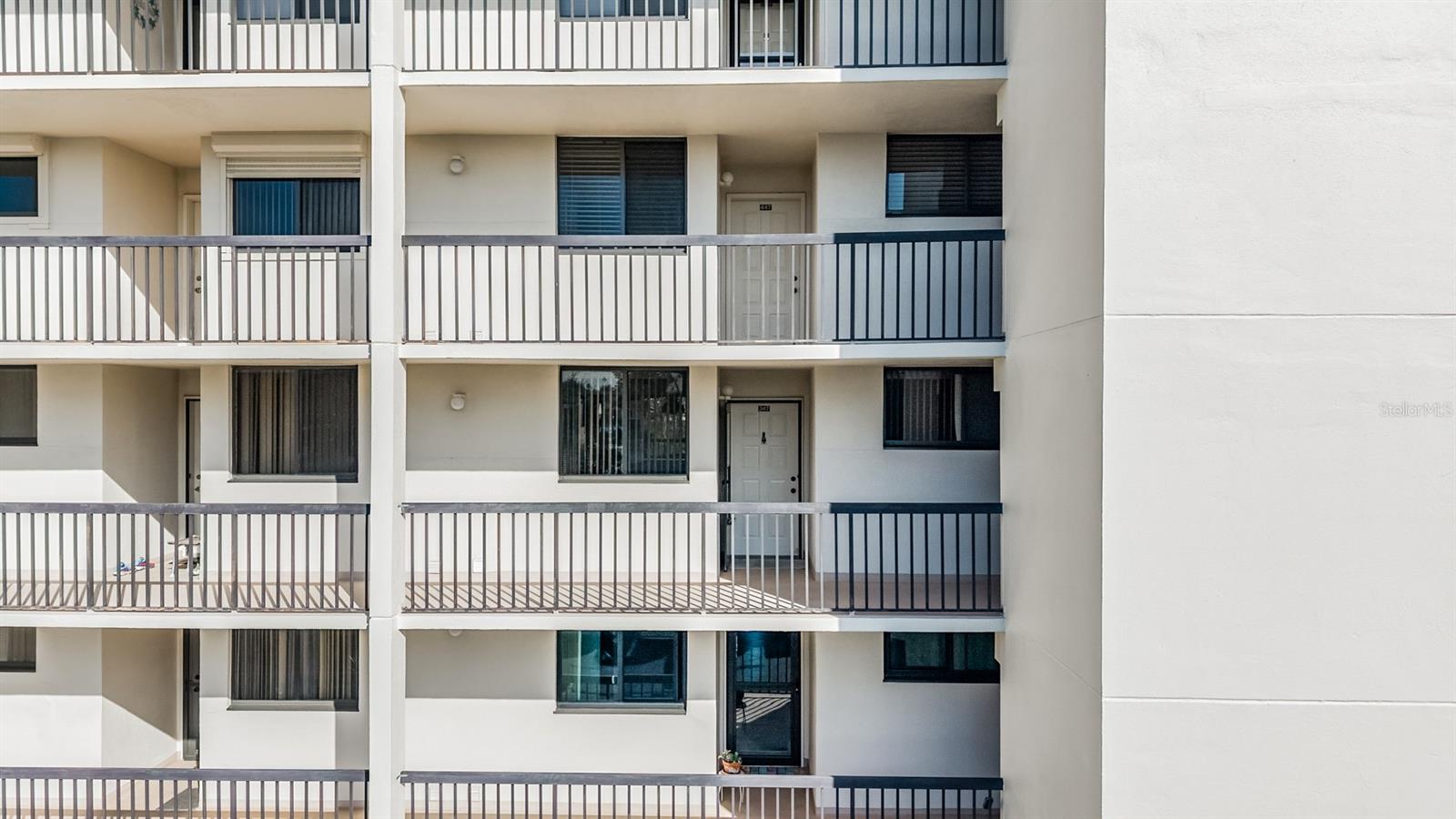 Image 29 of 47 For 11590 Shipwatch Drive 347