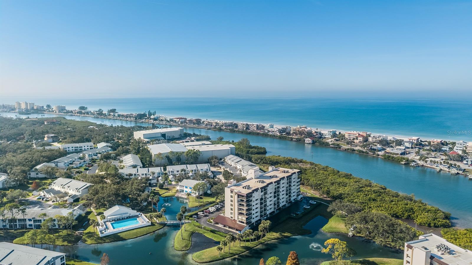 Image 41 of 47 For 11590 Shipwatch Drive 347