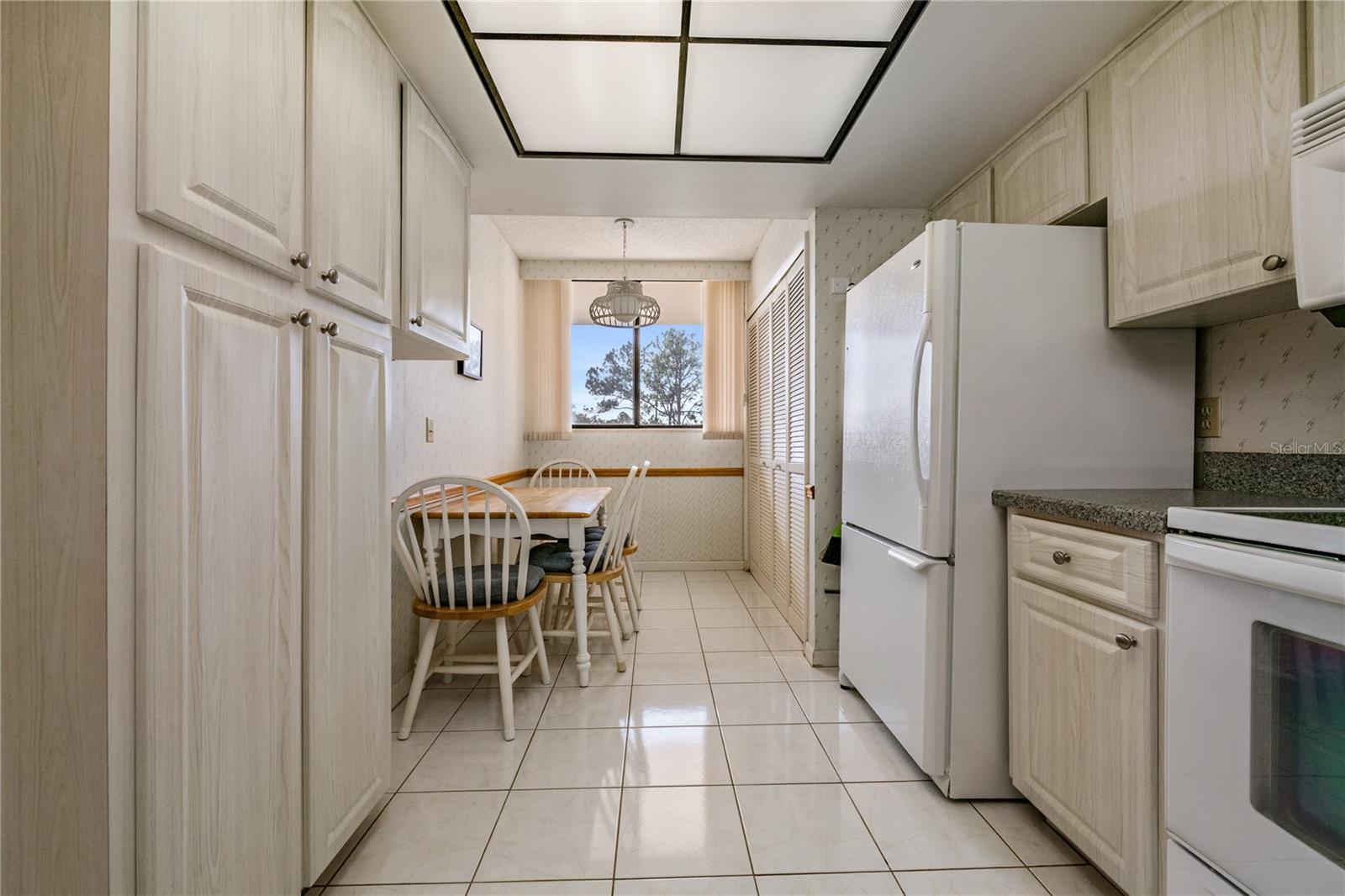 Image 9 of 47 For 11590 Shipwatch Drive 347