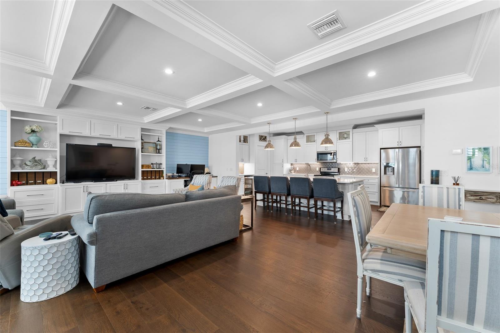 Image 30 of 72 For 310 Habana Avenue 5