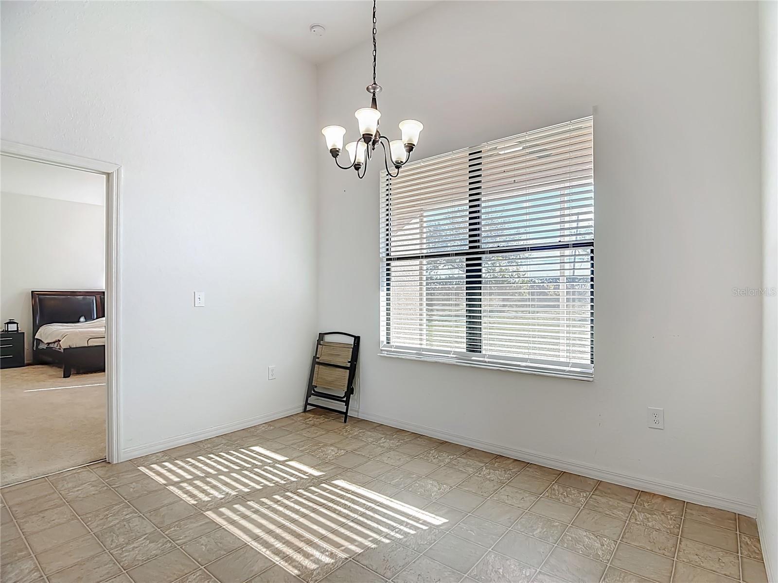 Image 14 of 36 For 4022 Dinner Lake Way