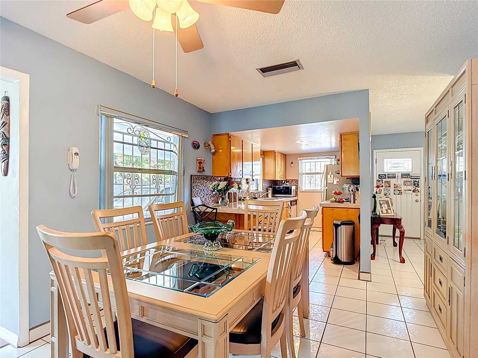 Image 14 of 41 For 3008 Powhatan Avenue