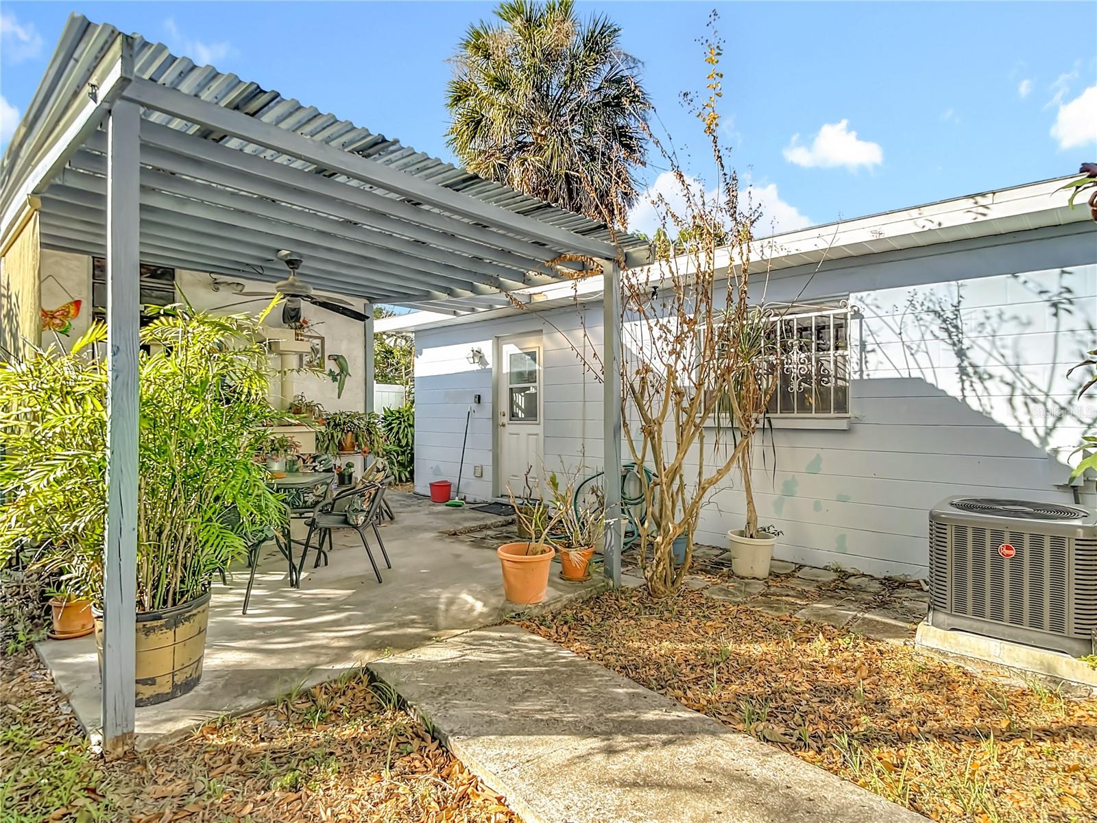 Image 36 of 41 For 3008 Powhatan Avenue