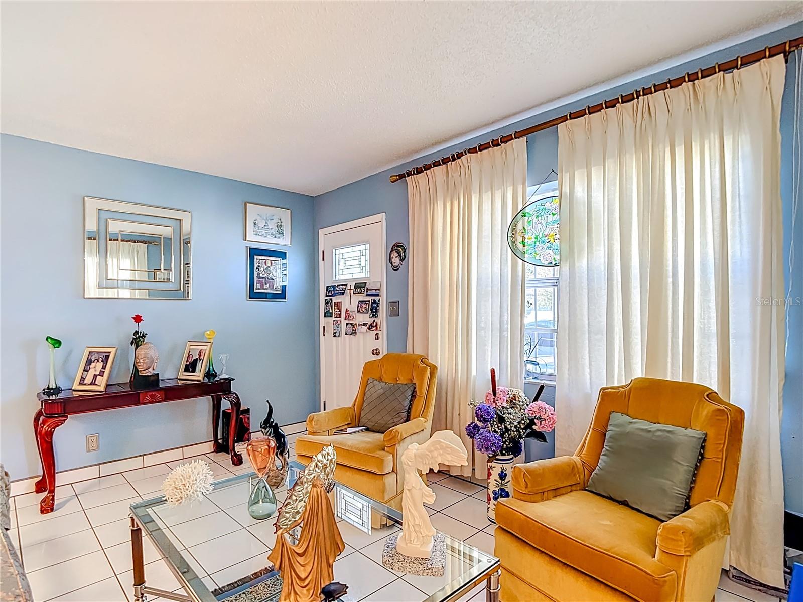 Image 6 of 41 For 3008 Powhatan Avenue