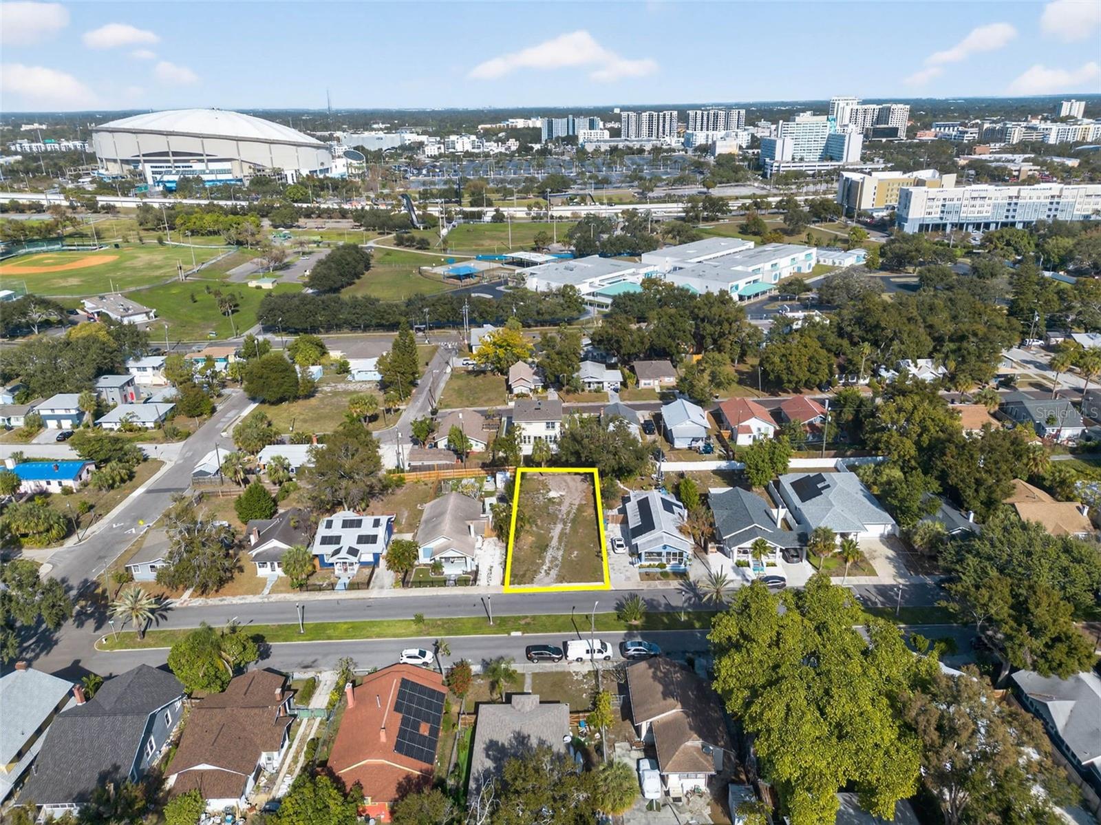 Image 4 of 6 For 1107 9th Avenue S